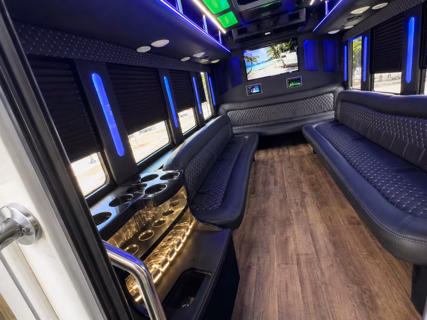 boisecharterbuscompany com makes finding a party bus for a boise concert night easy
